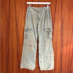 American Eagle Outfitters Women’s Cargo pants